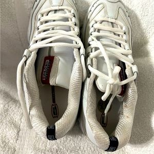 Skechers Womens White Casual Sneakers Size 9.5